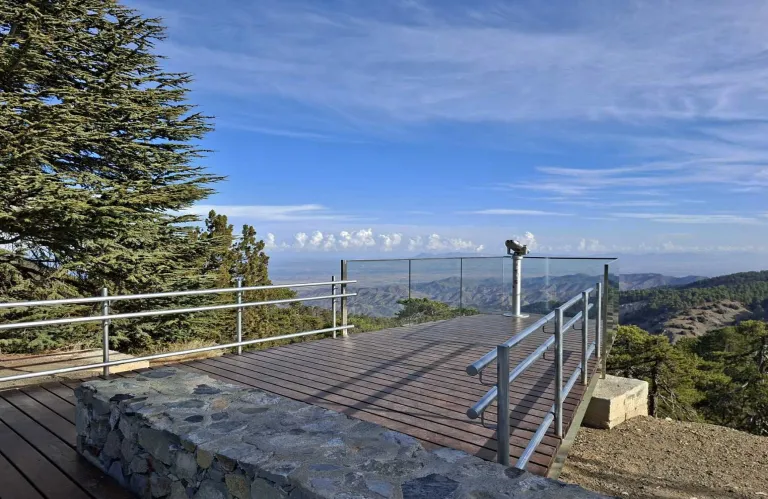 Ανοίγει ξανά το «μπαλκόνι του Τροόδους» - Η πιο μαγική θέα της Κύπρου επιστρέφει στο κοινό (εικόνες)