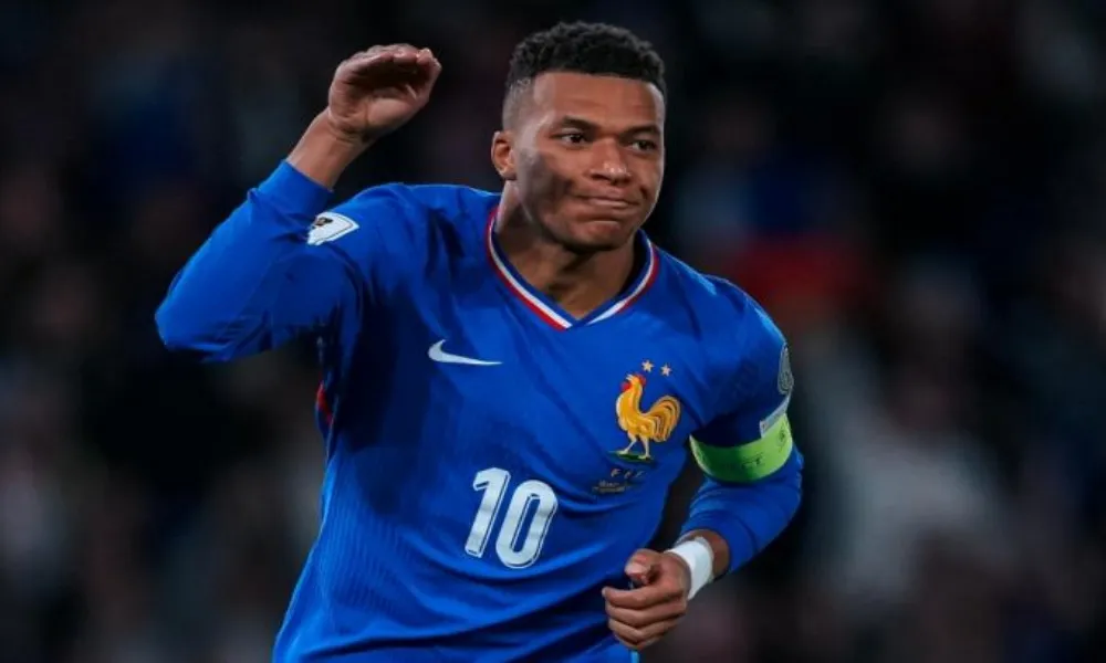 Έφτασε τα 400 γκολ ο Μπαπέ – Ο νεότερος από την εποχή του Πελέ!