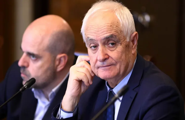 Στα 2,708 δισ. ευρώ το 2026 ο Προϋπολογισμός ΥΠΑΜ Βουλγαρίας