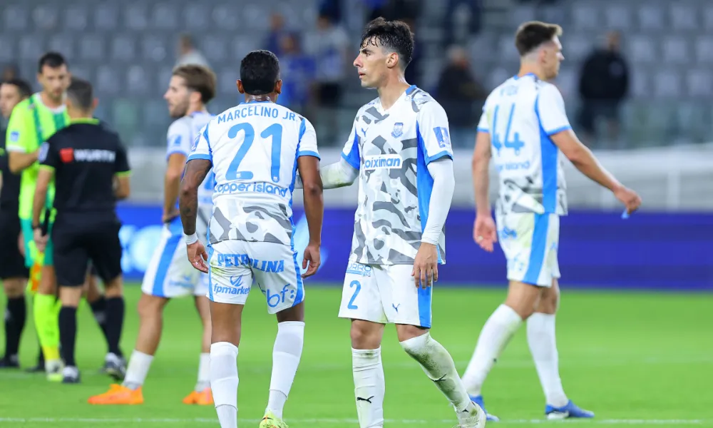 Δεν μπαίνει αποφασισμένος