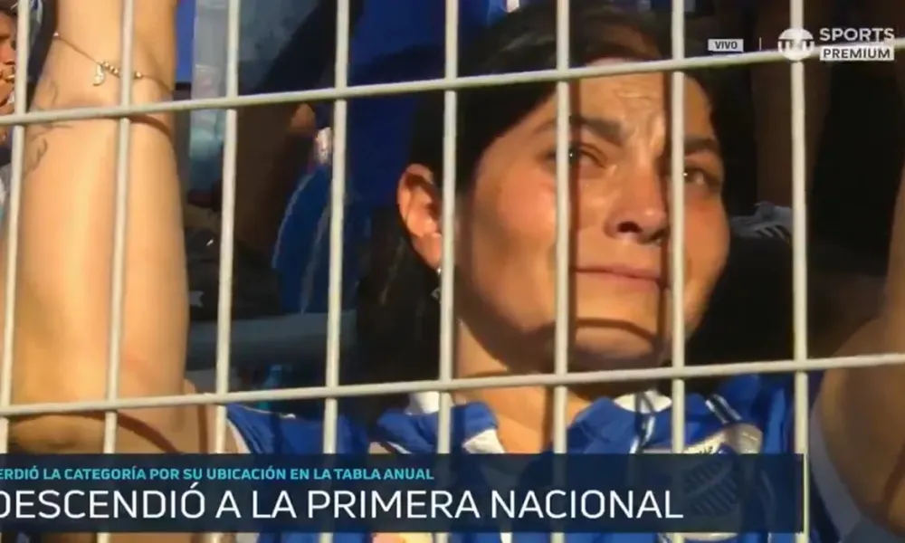 Απίστευτες εικόνες μετά τον υποβιβασμό της Γοδόι Κρουζ- Έβαλαν τα κλάματα παίκτες και οπαδοί