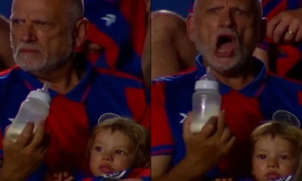 Επικός παππούς προσπαθούσε να ταΐσει το εγγόνι του εν μέσω ντέρμπι!