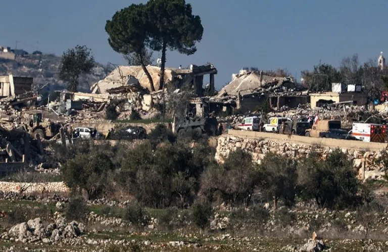 Νεκρός διευθυντής σχολείου σε νέο πλήγμα του Ισραήλ στον νότιο Λίβανο