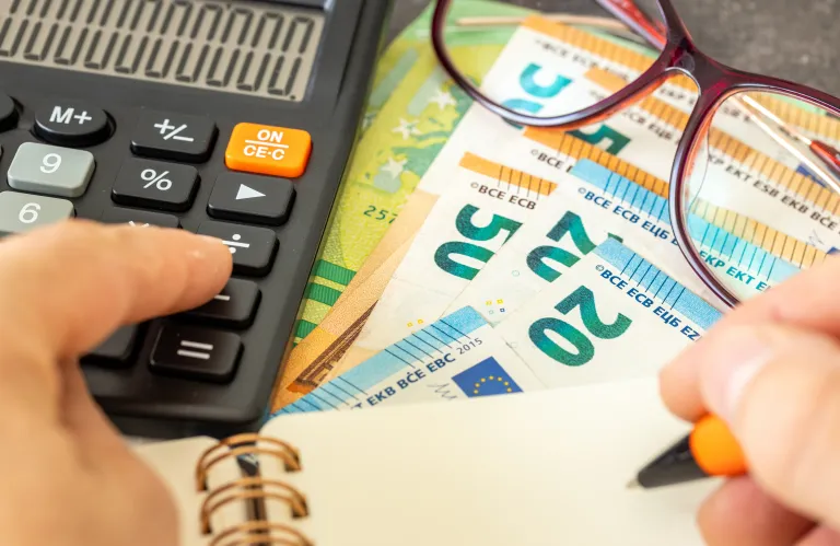 Κέρδη €0,9 εκατ. για τη Woolworth (Cyprus) Properties το εξάμηνο