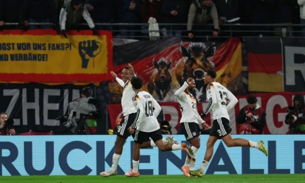 Με περίπατο η πρόκριση της Γερμανίας