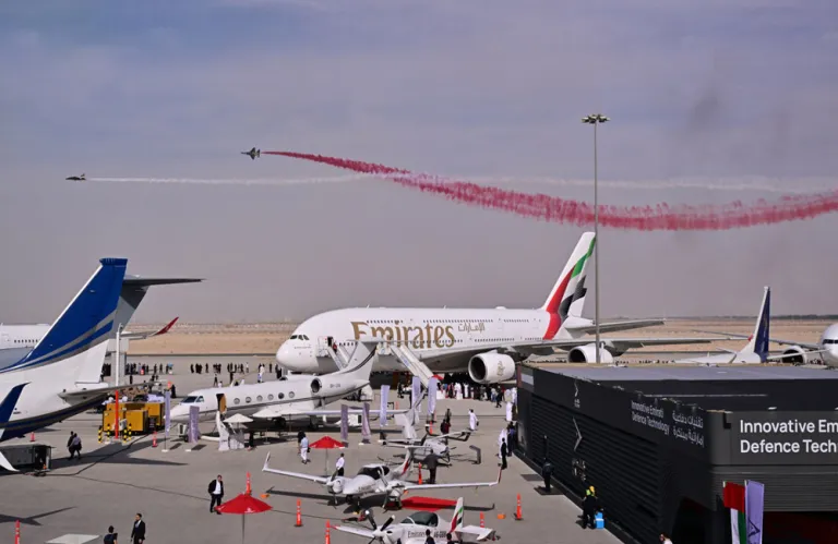 Ντεμπούτο για το A350 της Emirates στο Dubai Airshow 2025