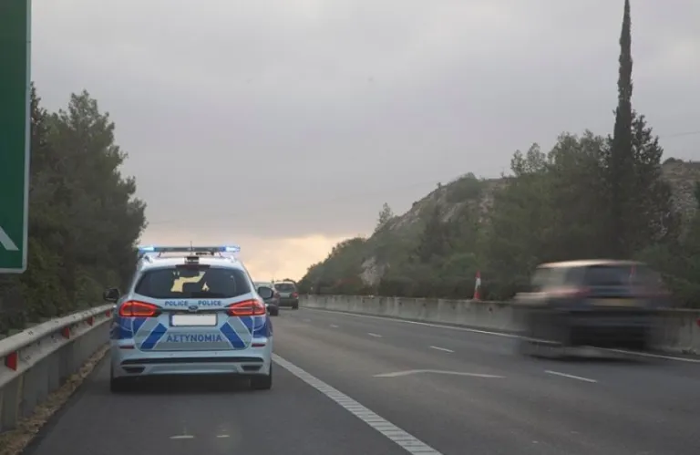 Κλειστή λόγω τροχαίου η δεξιά λωρίδα στον αυτοκινητόδρομο Λευκωσίας - Λεμεσού, παρά το Πεντάκωμο