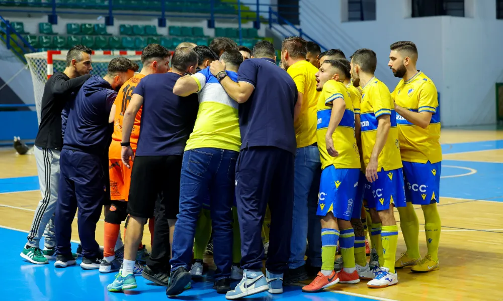 Έριξε εφτάρα κι έπιασε κορυφή ο ΑΠΟΕΛ