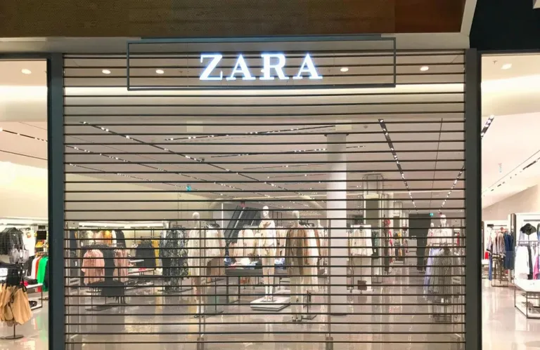 Η Zara κλείνει τις πόρτες της: Aνακοινώνουν το κλείσιμο περισσότερων από 130 καταστημάτων σε όλη την Ισπανία