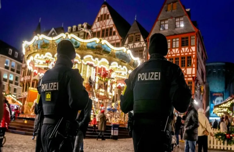 Η ακρίβεια και η ανασφάλεια κρατούν σε απόσταση τους Γερμανούς από τις χριστουγεννιάτικες αγορές