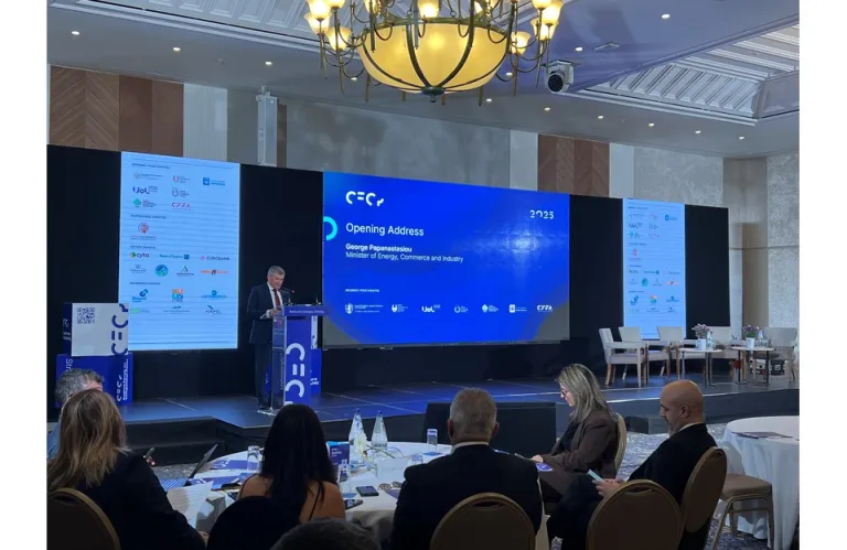 Παπαναστασίου: Στόχος ένα ισορροπημένο πλαίσιο ανταγωνισμού