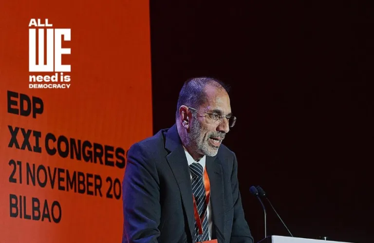 Το Άλμα επίσημα μέλος του Ευρωπαϊκού Δημοκρατικού Κόμματος - Αντιπρόεδρος η Τσικκίνη