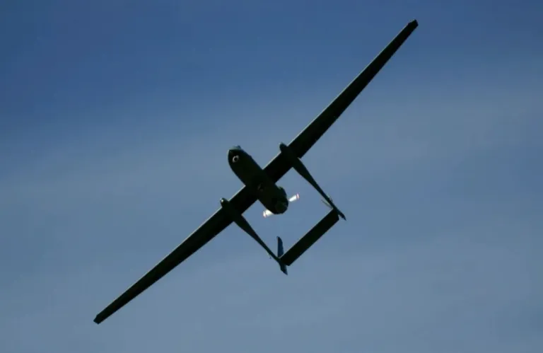 Ολλανδία: Drones πέταξαν πάνω από αεροπορική βάση - Ο στρατός άνοιξε πυρ