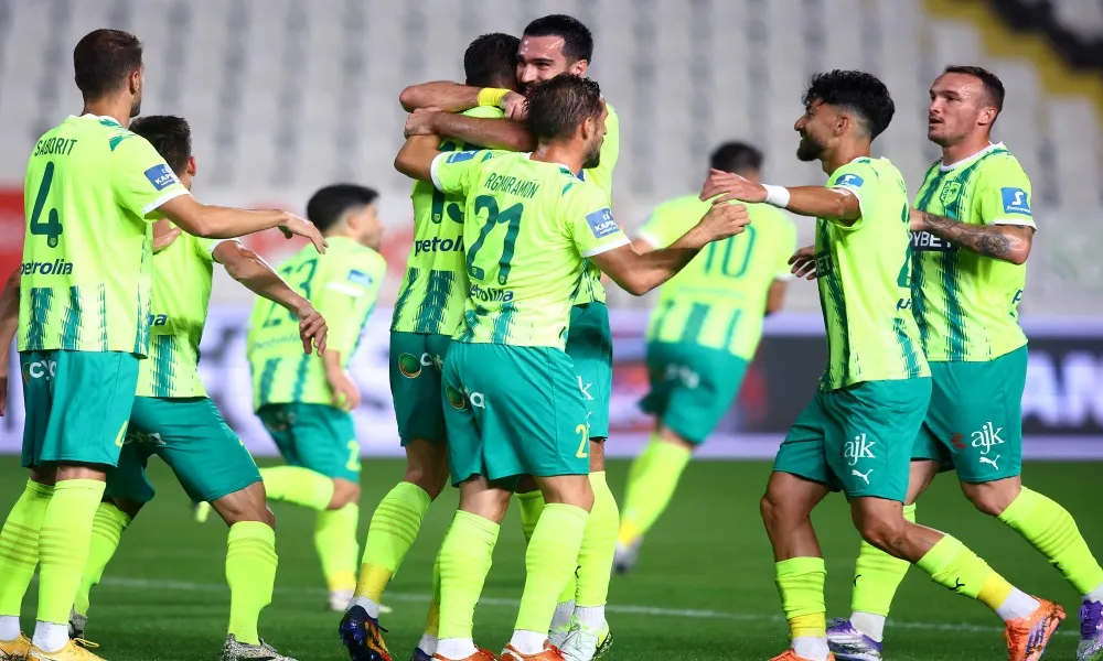 ΒΙΝΤΕΟ: Το άνετο πέρασμα της ΑΕΚ από τη Λευκωσία