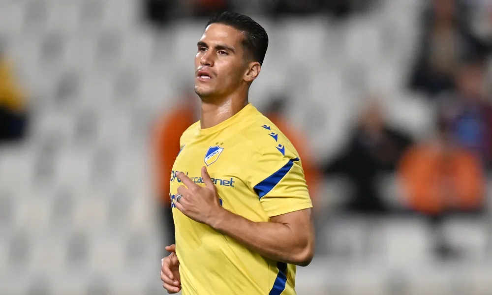 Θέμα με Πιέρο και αναγκαστική αλλαγή νωρίς για τον ΑΠΟΕΛ!