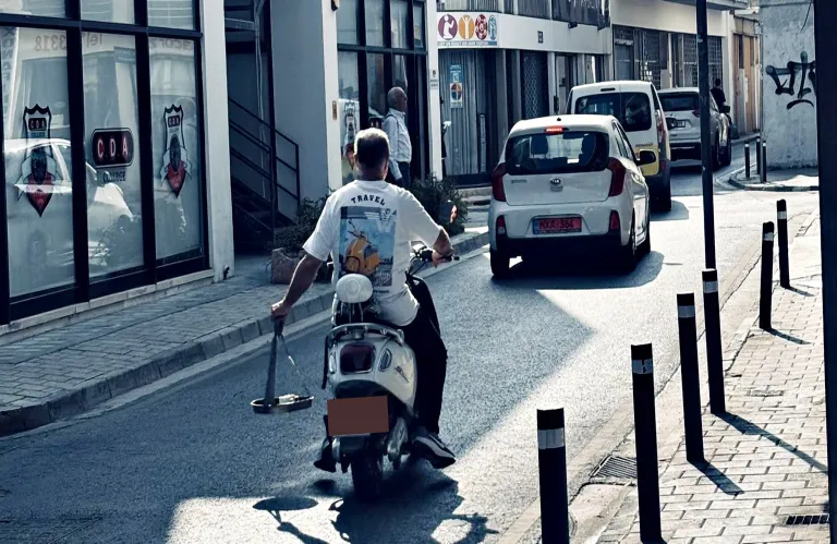 Delivery από μια άλλη εποχή στην Λευκωσία