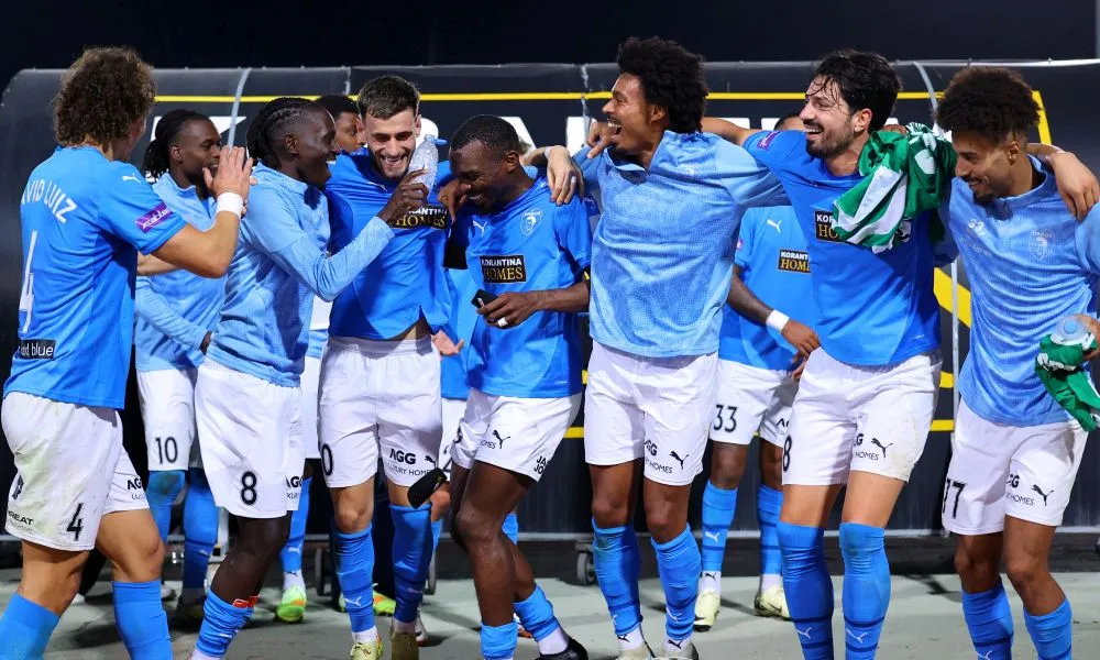 Δεν… λάμπει αλλά έχει ουσία