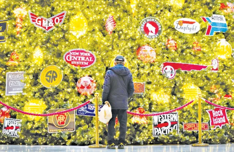 Η δικτατορία των πρέπει είναι εντός των πυλών…