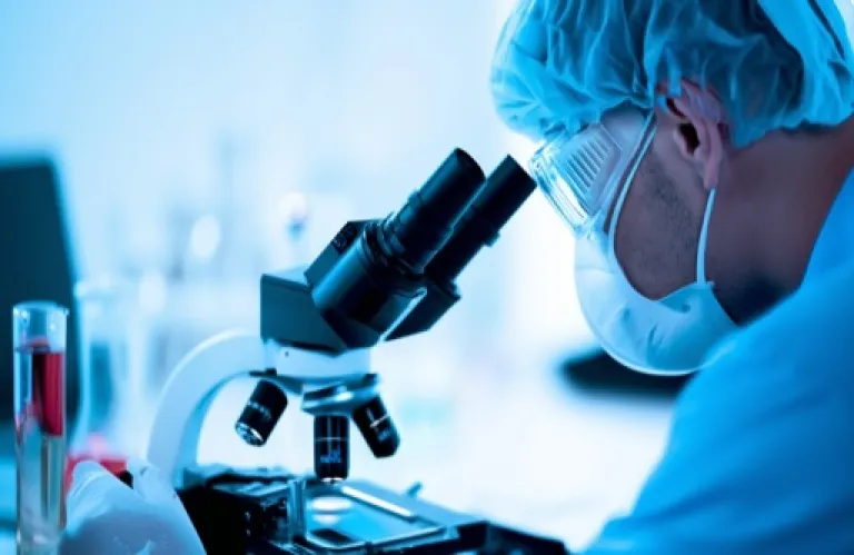 Η άπνοια ύπνου συνδέεται με αυξημένο κίνδυνο Πάρκινσον, σύμφωνα με νέα μελέτη