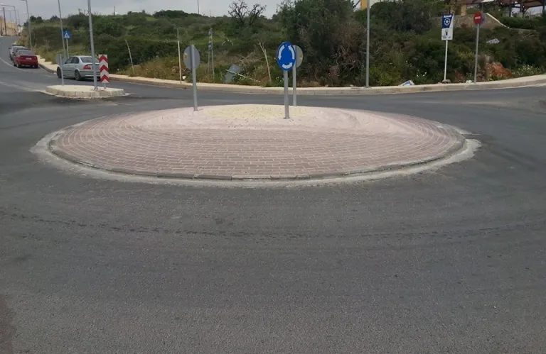 Νέος κυκλικός κόμβος θα κατασκευαστεί στη λεωφόρο Κάβο Γκρέκο στο Παραλίμνι