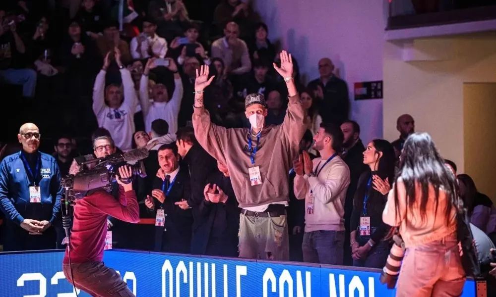 Συγκίνηση με την παρουσία του Ακίλε Πολονάρα στο γήπεδο