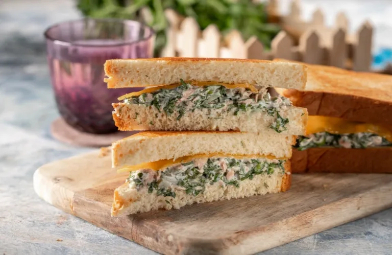 Sandwich με τόνο