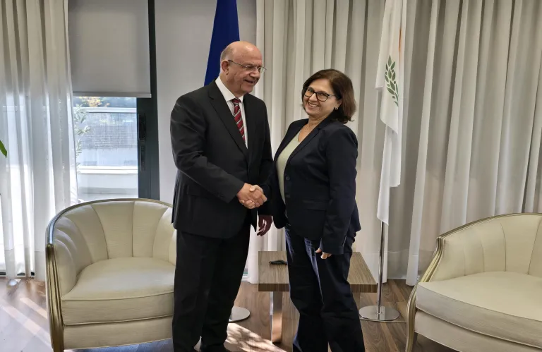 Ο ΥΠΟΙΚ συναντήθηκε με την Διευθύντρια της EBRD ενόψει Κυπριακής Προεδρίας ΕΕ