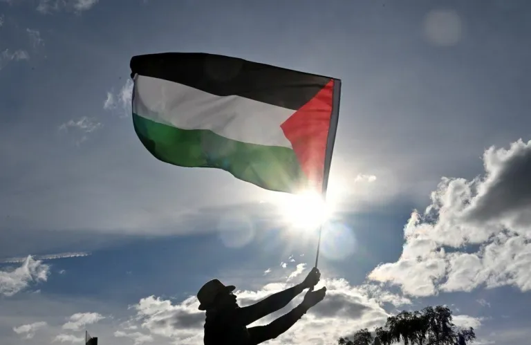 Παλαιστίνιος Πρέσβης στον «Π»: Όταν το μίσος γίνεται ο καλύτερος «σύμμαχος» του ανιστόρητου ανθρώπου