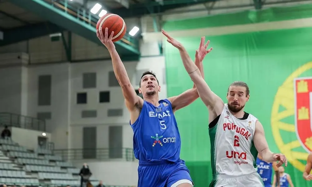 «Δύο στα δύο» και κορυφή για την Εθνική μπάσκετ της Ελλάδας