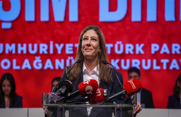 Κέρδισε με μεγάλη διαφορά η Σιλά Ουσάρ Ιντζιρλί - Πρώτη γυναίκα πρόεδρος του Ρεπουμπλικανικού Τουρκικού Κόμματος