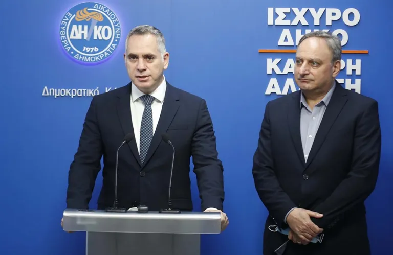 Παπαδόπουλος κατά Στεφάνου: «Συνεργάζεται άψογα με το ΕΛΑΜ»