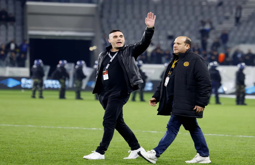 Η οφειλή, η… απειλή του -6 και η «κάκιστη συμπεριφορά»
