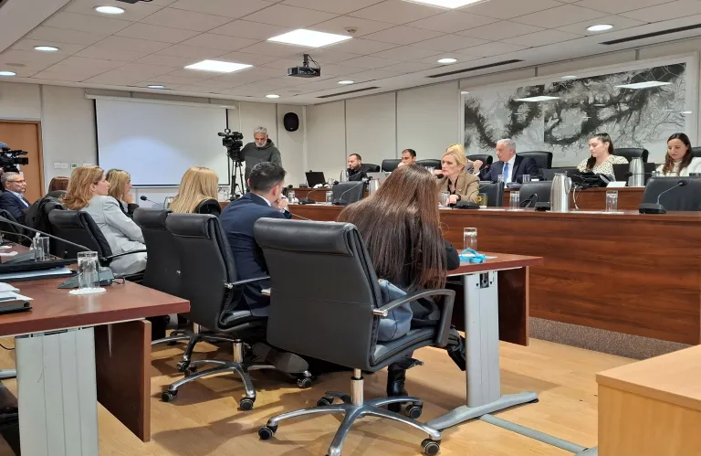 Προς αναθεώρηση ο νόμος για τις διαδηλώσεις - Ταύτιση απόψεων Υπουργείου Δικαιοσύνης και Ειρήνης Χαραλαμπίδου