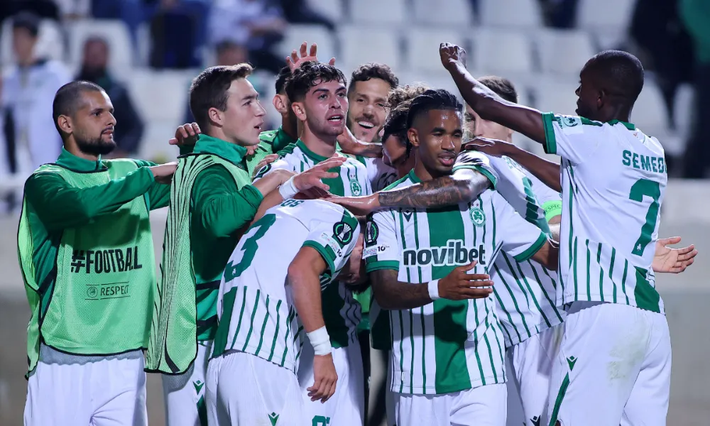 Ομόνοια/ΒΙΝΤΕΟ: Ζεσταίνοντας τις μηχανές για το ματς με την Αραδίππου