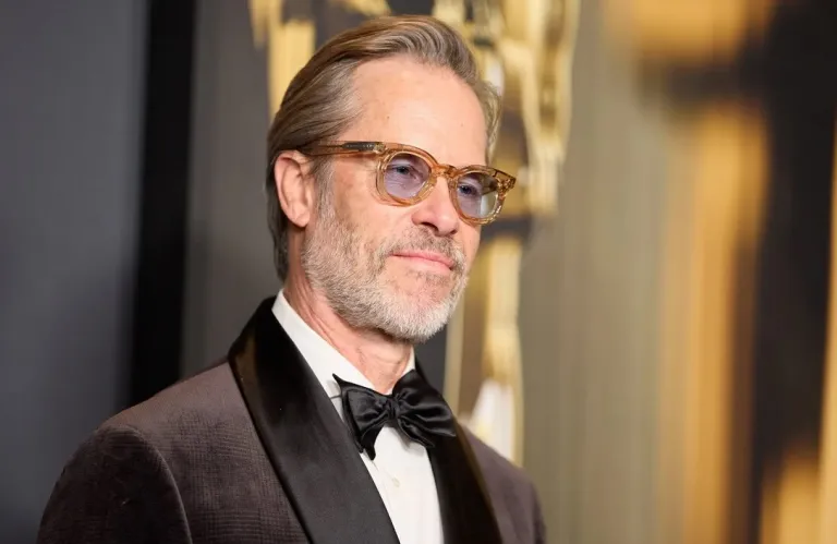 Ο Γκάι Πιρς ζητά συγγνώμη για post κατά του Ισραήλ – Αποχωρεί από τα social media