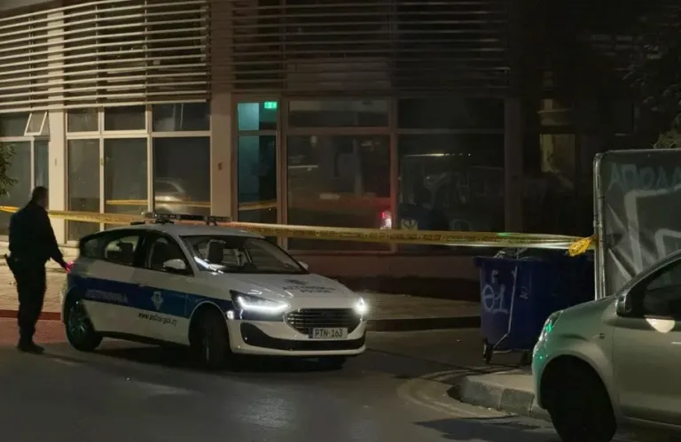 Χειροπέδες σε 30χρονο πέρασε η Αστυνομία, για τα επεισόδια στο σωματείο του Απόλλωνα