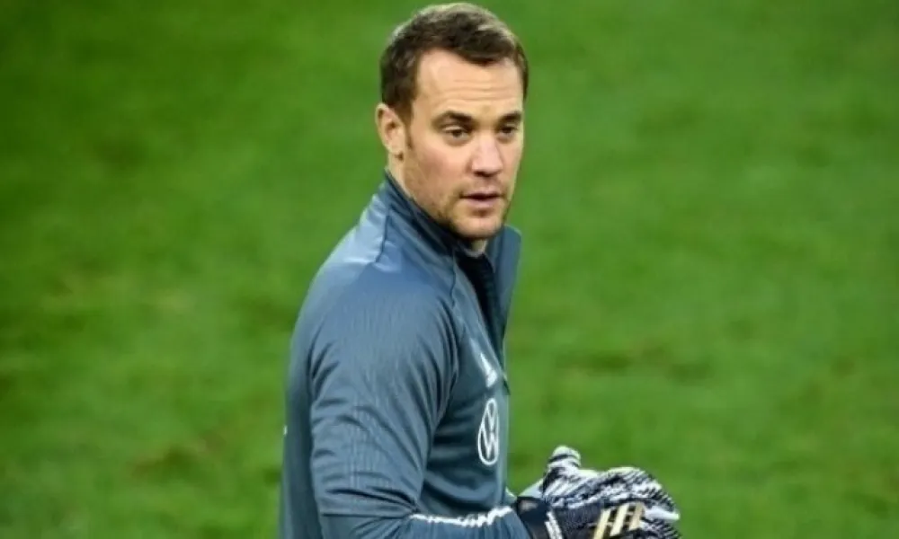 Νόϊερ: «Δεν έχω αποφασίσει ακόμη»