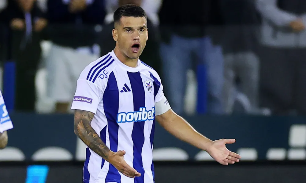 Mε το... σπαθί του