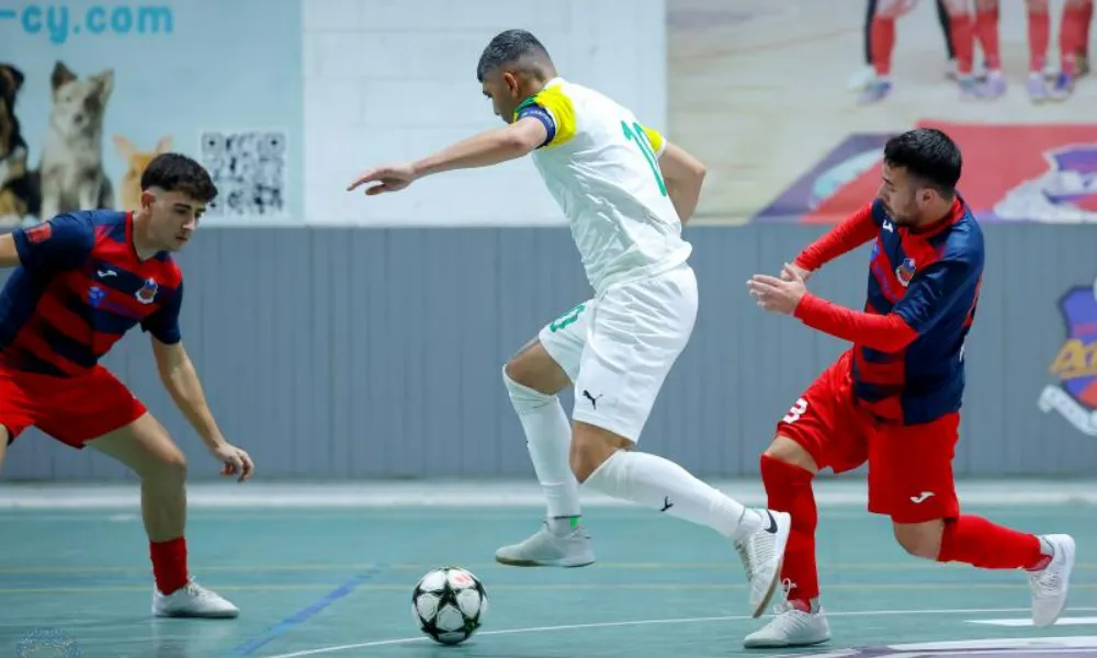 Ο ΑΠΟΕΛ έκανε 3-3 το 3-0 αλλά... παρέδωσε την κορυφή σε ΑΕΚ και Ομόνοια