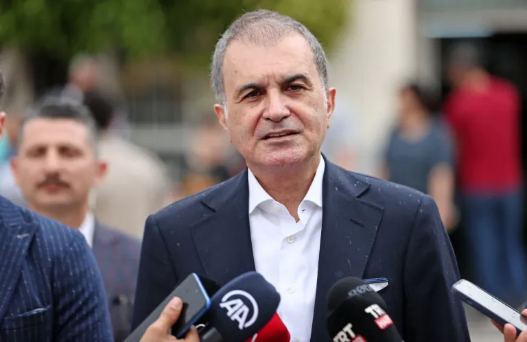 Κυπριακό: Σημάδια αλλαγής γραμμής στην Άγκυρα – Αναφορά Τσελίκ σε δύο κοινότητες στην Κύπρο