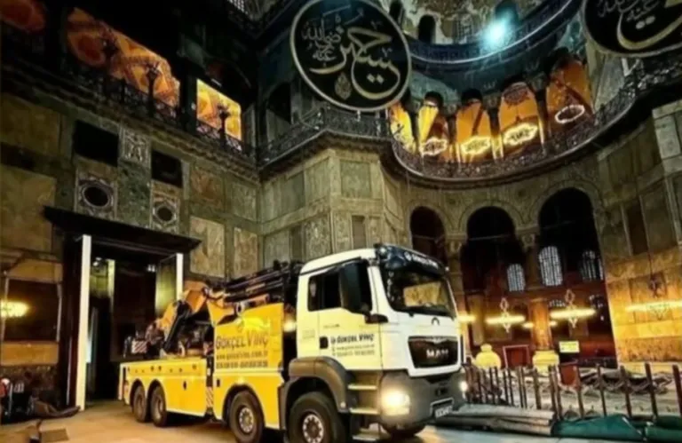 Αγία Σοφία: Γιατί οι επιστήμονες επιμένουν στη χρήση γερανών στο εσωτερικό της