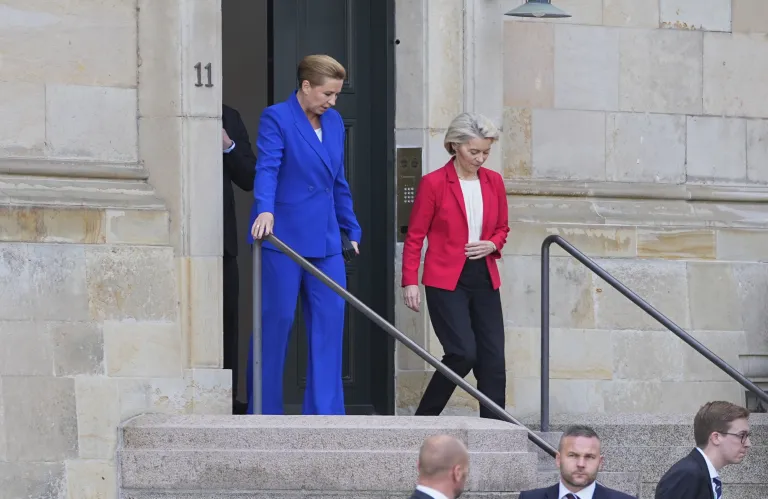 Politico: Αντιμέτωπη με την απειλή θεσμικής κρίσης η ΕΕ, λόγω Μογκερίνι - Στο στόχαστρο Κομισιόν, Φον ντερ Λάιεν