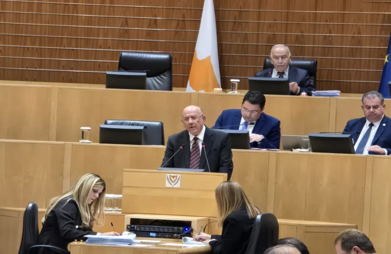 Κεραυνός: Δεν εγκαταλείπεται η πολιτική της παραγωγής υψηλών πλεονασμάτων