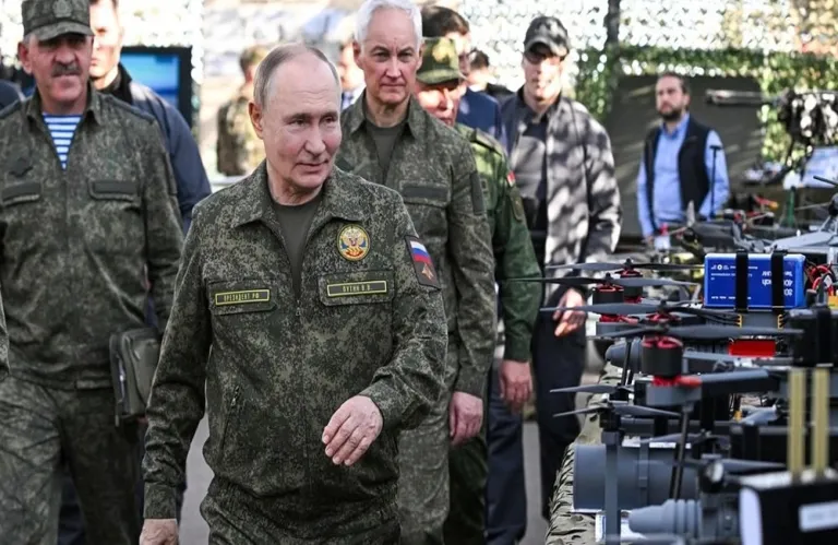 «Ο Πούτιν ηθικά υπεύθυνος για τη δηλητηρίαση πρώην Ρώσου κατασκόπου» - Τι αναφέρει βρετανική έρευνα