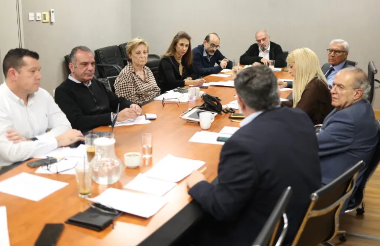 Συνεδρίασε η Ομάδα Κυπριακού του ΔΗΣΥ – «Οριοθετήθηκαν κρίσιμες πτυχές» ενόψει εξελίξεων