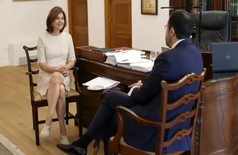 Στην Κύπρο η Ολγκίν για επαφές, συναντάται σήμερα με Έρχιουρμαν και αύριο με ΠτΔ