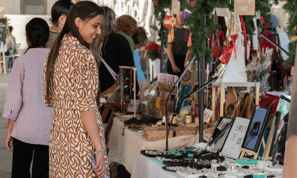 Post thumbnail or placeholder