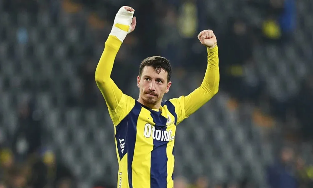 Eντάλματα σε 29 παίκτες - Έφοδος στο σπίτι του αρχηγού της Φενέρμπαχτσε!