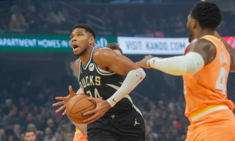 Έτοιμοι για… Γιάννη οι Σαν Αντόνιο Σπερς