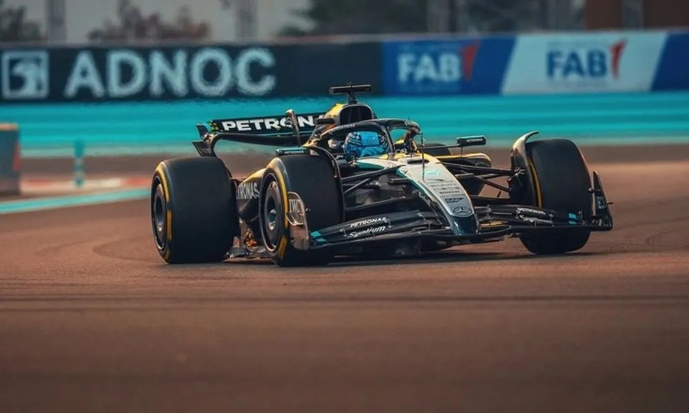 «Τελικός» F1: Ταχύτερος ο Ράσελ στο FP3, μπροστά από τους διεκδικητές του τίτλου